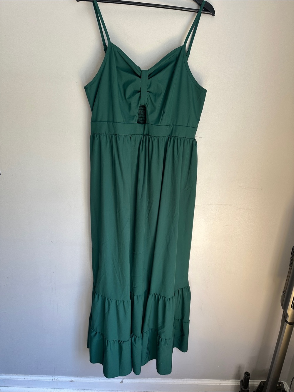 Green Spaghetti Strap Maxi Dress, V-Neckline & Triangle Front Cutout, 1XL